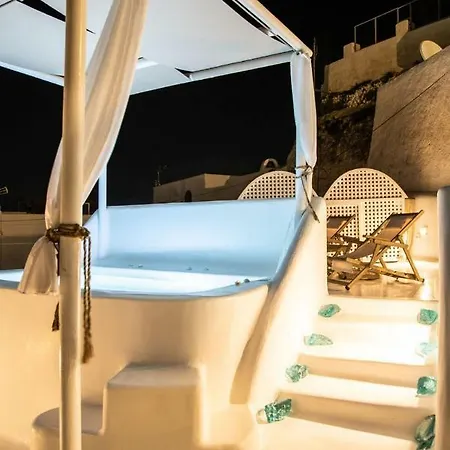 Astrea Feggaropetra Cave House *